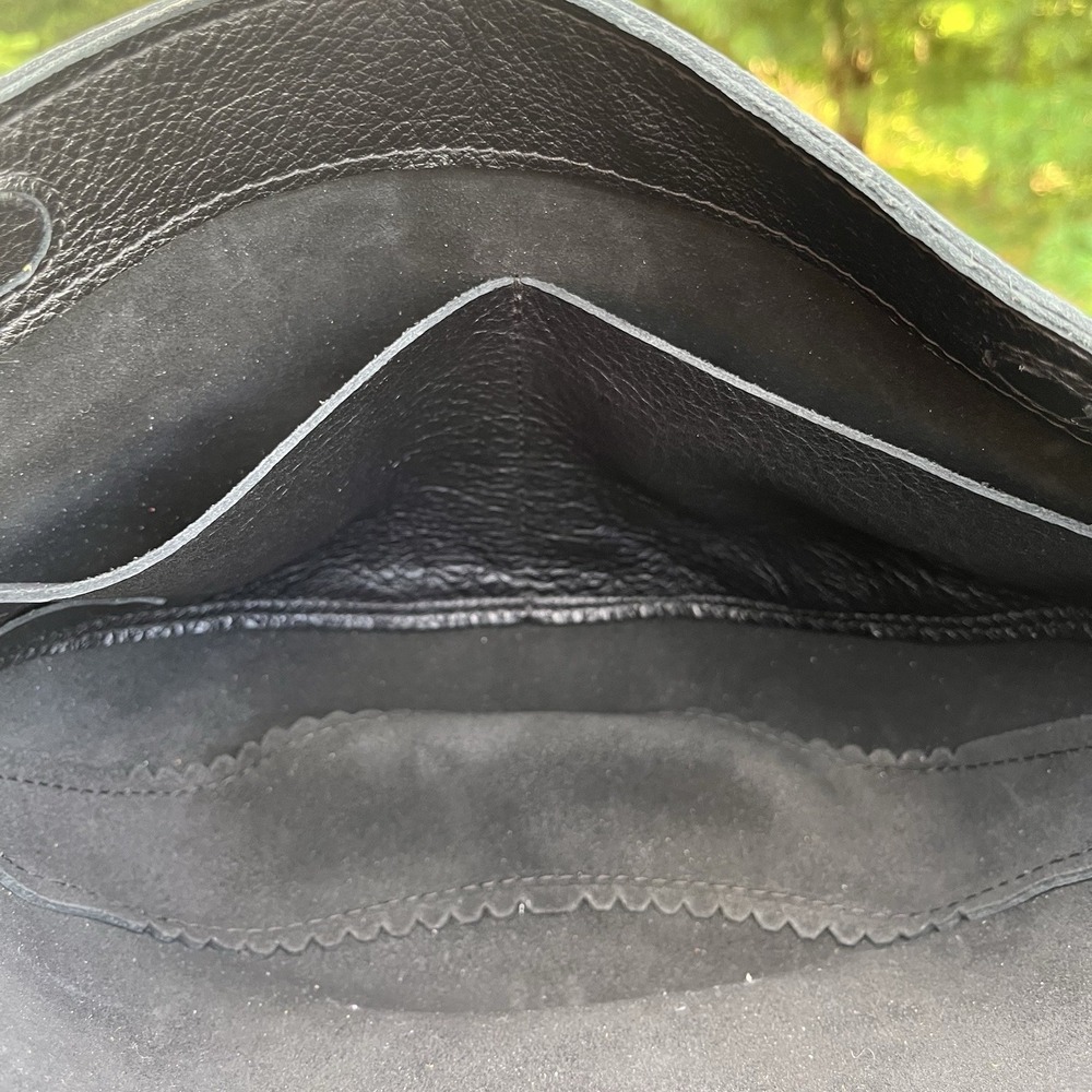 Portland Leather Goods Large Koala Sling Bag Crossbody Purse Black Pebbled - Picture 10 of 11